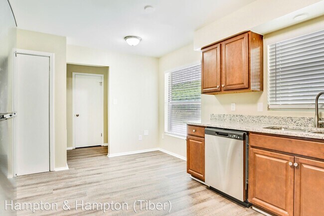 Foto del edificio - 5 br, 2 bath House - 3628 DATURA COURT