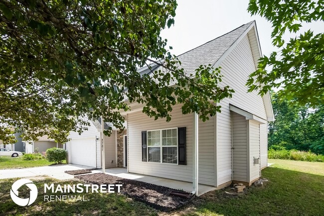 Building Photo - 2701 Amber Crest Dr