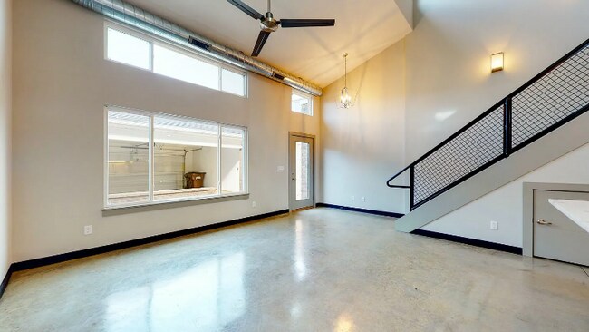 Building Photo - 716 Burnett Farm Ln