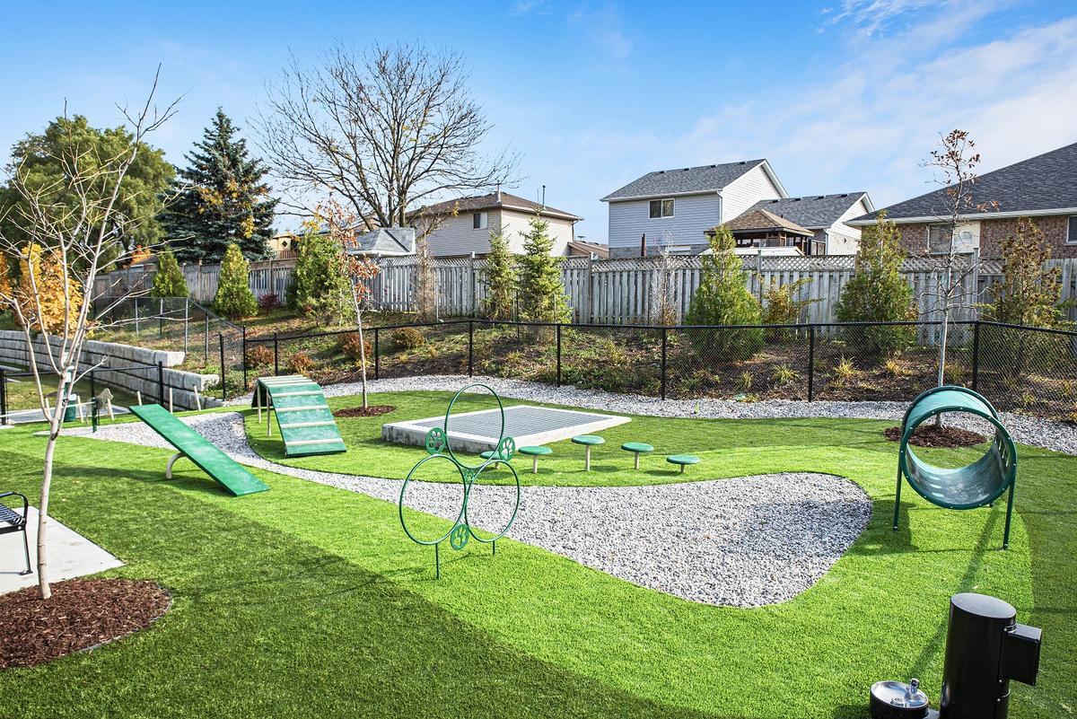 Paisley Square Building 1 Apartments 1042 Paisley Rd Guelph, ON