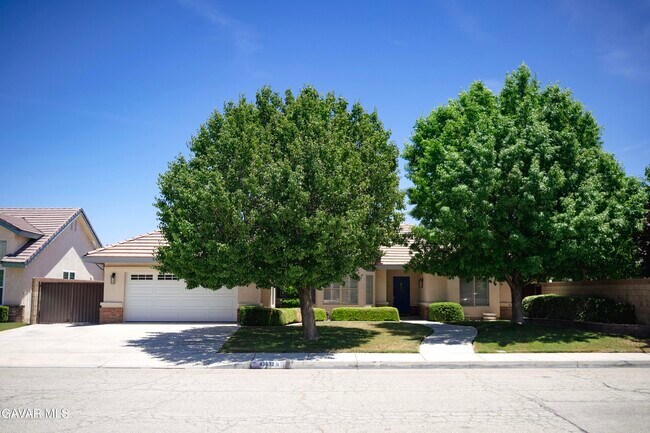 Building Photo - 43632 Colony Dr