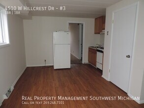 Building Photo - 4510 W Hillcrest Dr
