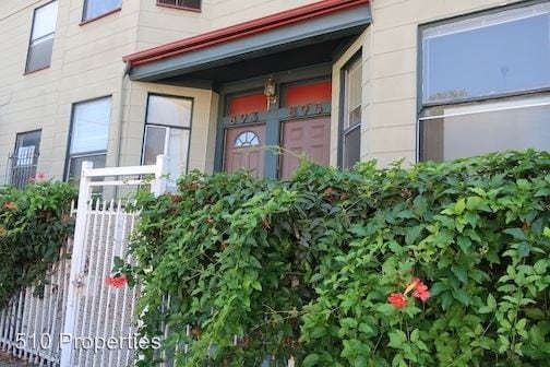 Building Photo - 889-899 34th St