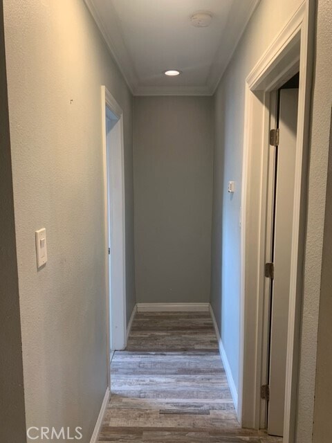 Building Photo - 422 W Palm St