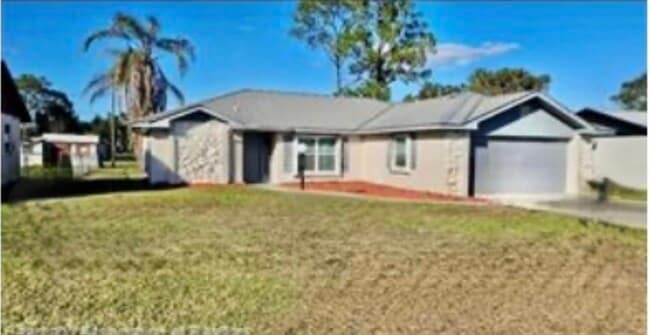 Building Photo - 225 Rail Ave