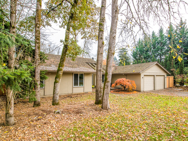 Building Photo - 6970 SW Juniper Terrace