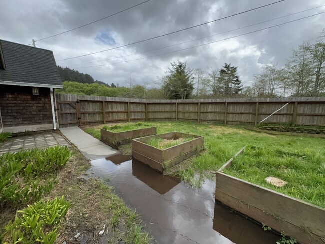 Building Photo - Newly remodeled 3-bedroom home in Fields L...