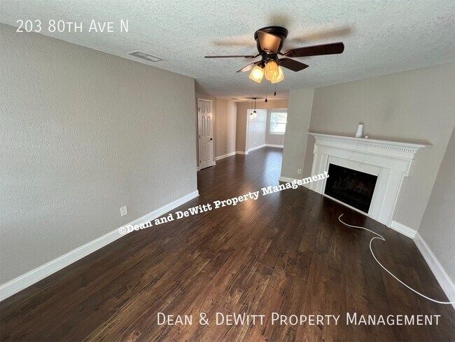 Building Photo - 3/2/1 North St Pete SFH - For Rent