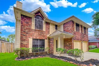 Building Photo - 138 W New Meadows Dr