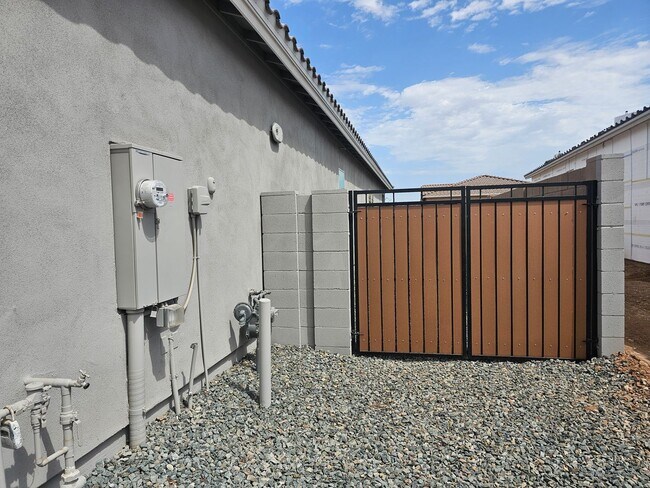 Foto del edificio - 2942 E Manzanila Ave