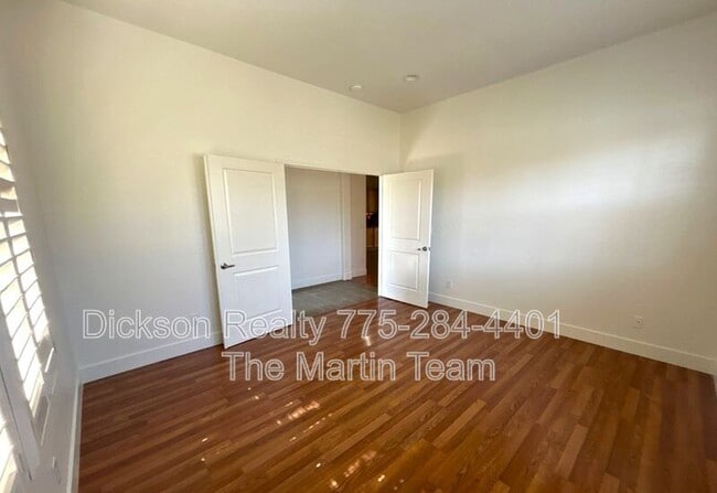 Building Photo - 5021 Chevalier Dr