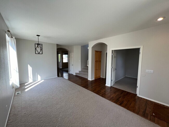 Building Photo - 4 Bedroom - 3 Bath Home - available June 1...