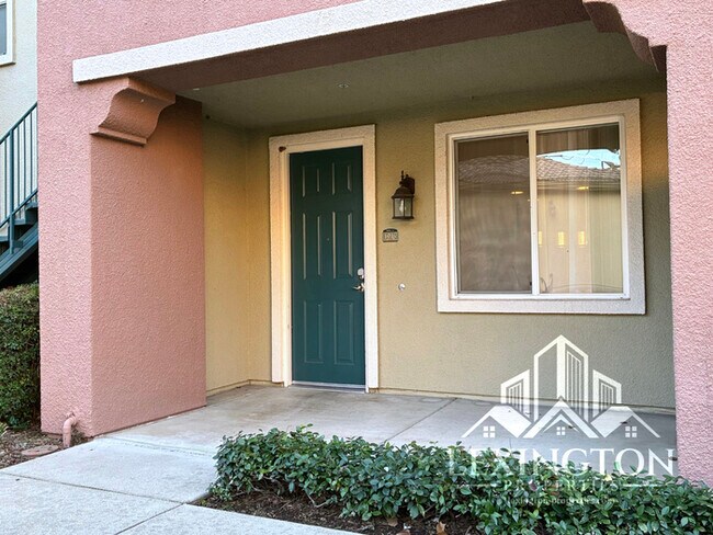 Foto del edificio - Beautifully Upgraded, 2BD/2BA, Condo Home in The Phoenician, Roseville!
