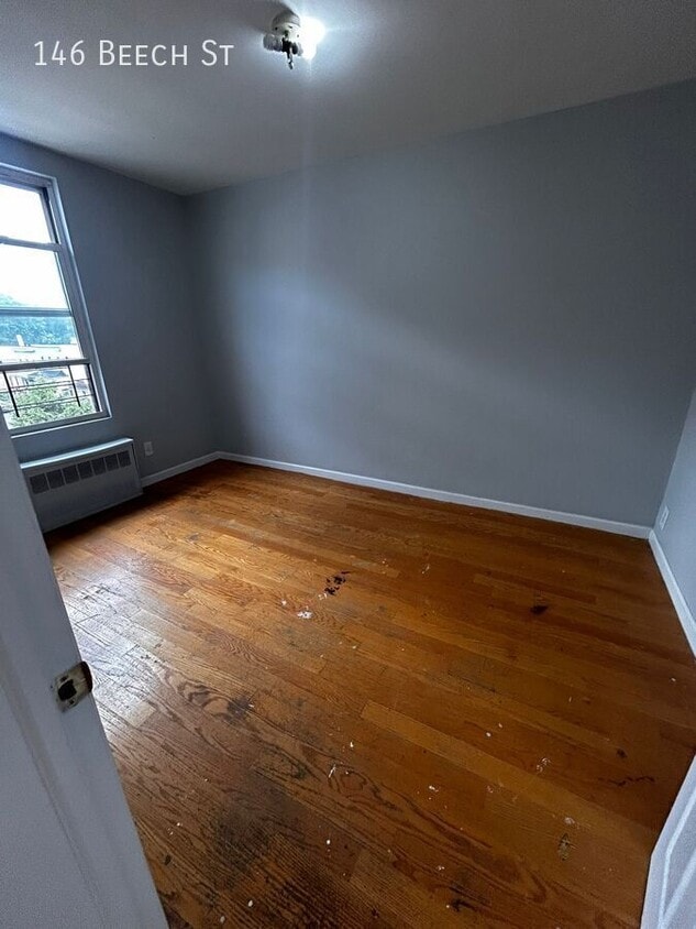 Photo - 146 Beech St-