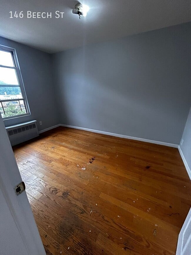 Photo - 146 Beech St Apartment
