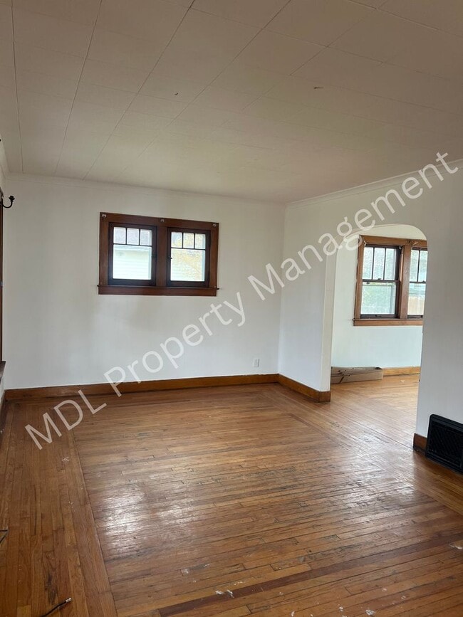 Foto del edificio - 3 bed 1 bath Home!