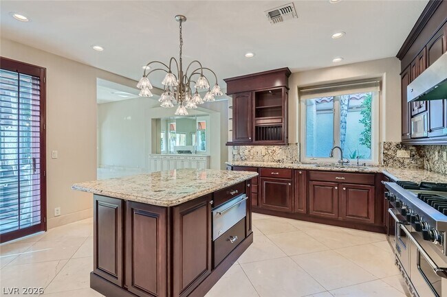 Building Photo - 8349 Turtle Creek Cir