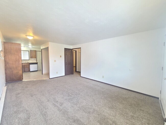 Foto del interior - 2410-2414 E Queen Ave