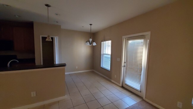 Building Photo - 2064 Cypress Bay Blvd