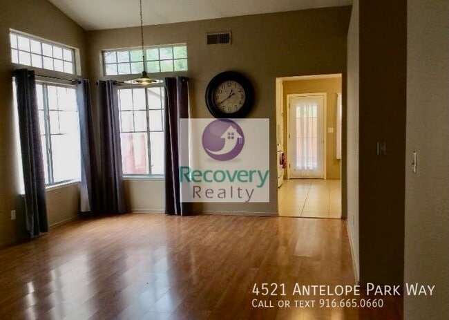 Building Photo - 4521 Antelope Park Way