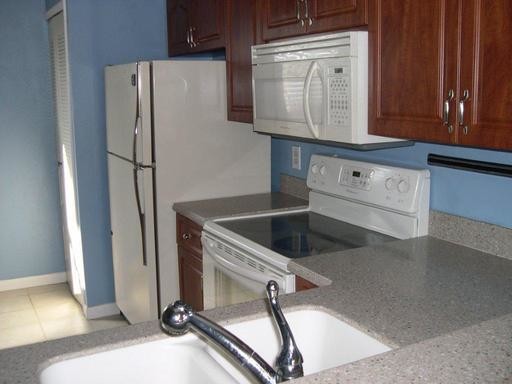 Foto del edificio - 3018 S Semoran Blvd