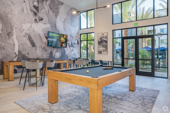 Sala del club - Broadstone Westgate