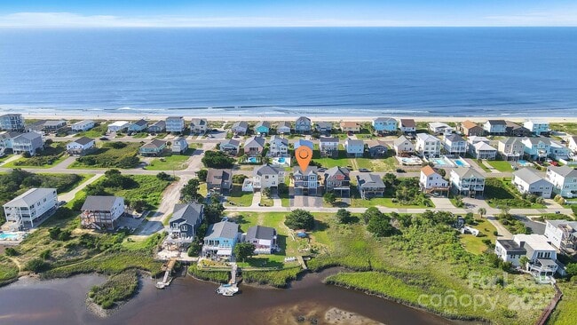 Building Photo - 1708 W Dolphin Dr
