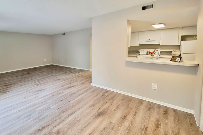 Foto del edificio - 4150 78th Ave N