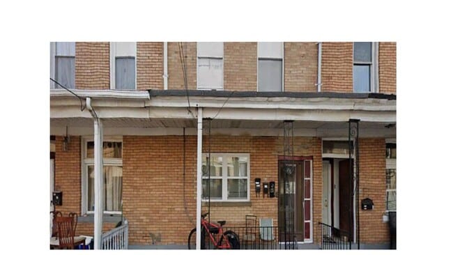 Building Photo - 16 Melba Pl