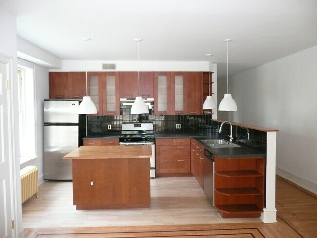 Foto del edificio - 315 S 46th St
