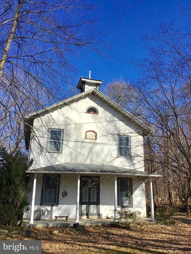 Building Photo - 1131 S Chester Rd