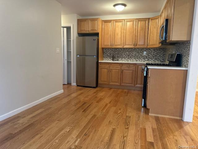 Foto del edificio - 312 Edwards Pl