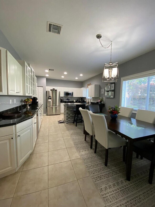 Foto del edificio - 8775 SW 221st Terrace