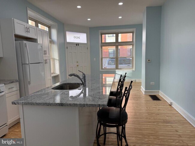 Foto del edificio - 2620 Brown St