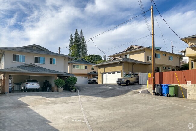 Building Photo - 2266 Liliha St