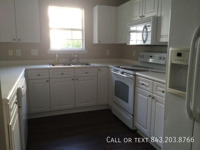 Foto del edificio - 2316 Kings Gate Ln