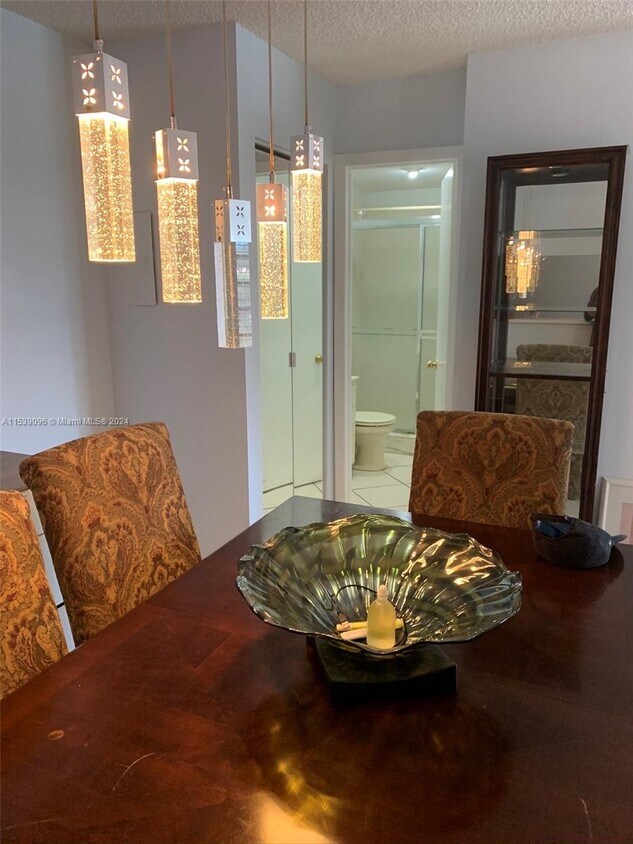 Foto principal - 4700 SW 67th Ave