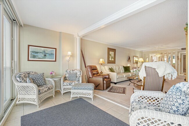 Foto del edificio - 3310 S Ocean Blvd