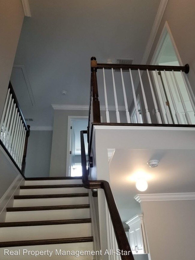 Foto del edificio - 4 br, 3.5 bath House - 1950 6th Street