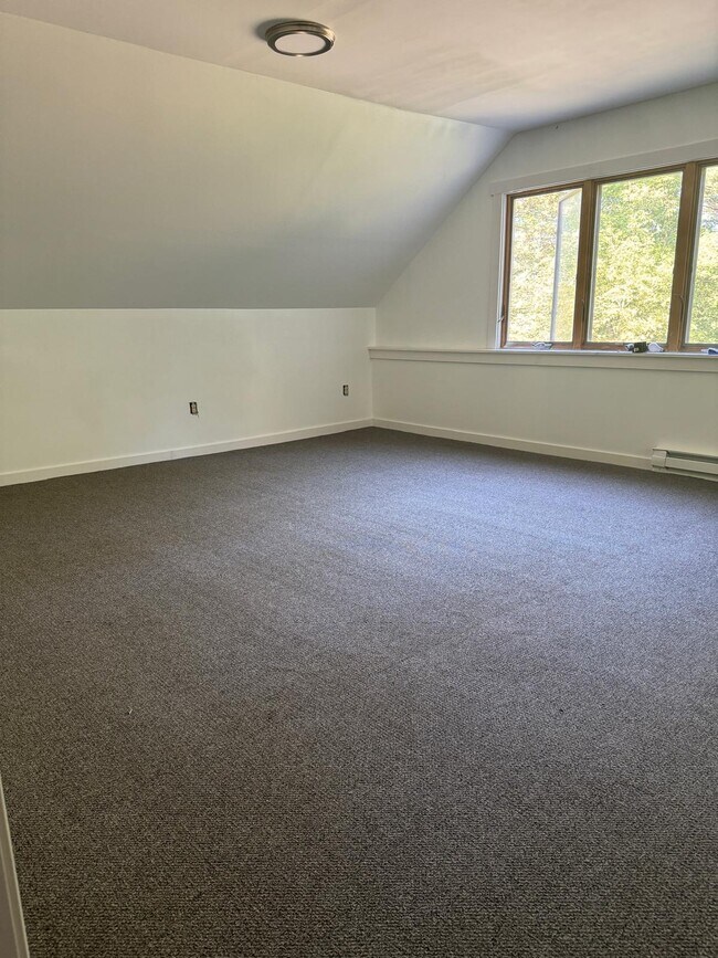 51 US Route 4, Enfield, NH 03748 House Rental in Enfield, NH