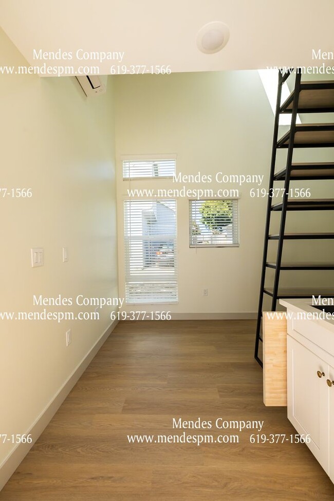 Building Photo - 5072 Madison Ave