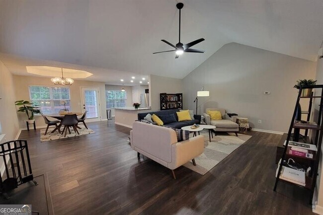 Building Photo - 3110 Crest Ridge Cir SW