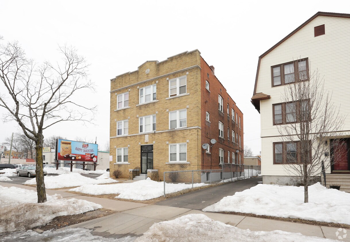 614616 Franklin Ave, Hartford, CT 06114 Apartments in Hartford, CT