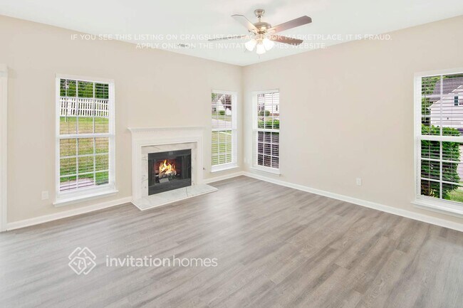Building Photo - 2331 Pimpernel Rd