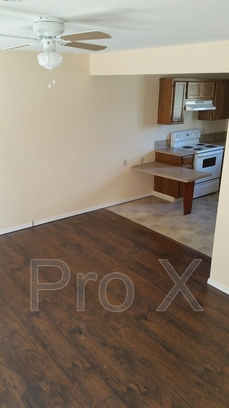 Foto del edificio - 1106 S Joplin St