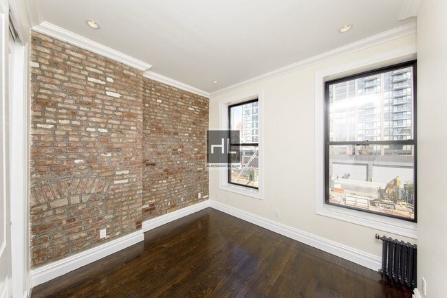 Foto del edificio - Gorgeous Renovated 3 Bed In Boerum Hill