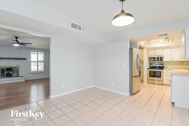 Foto del edificio - 7463 E 45th St