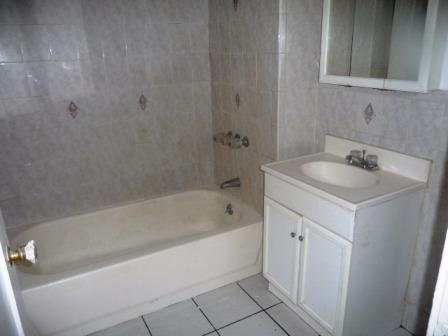 Building Photo - bedroom in San Francisco CA 94103