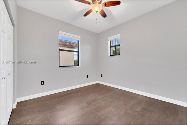 Foto del edificio - 3401 SE 5th St