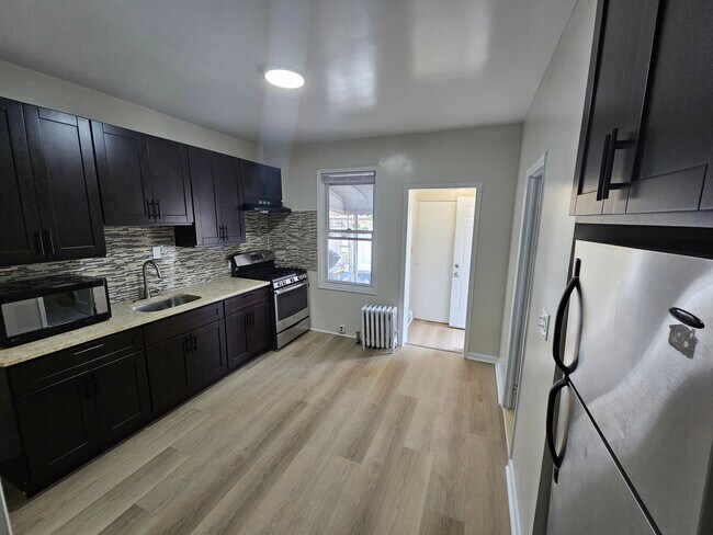 Foto del edificio - 8905 215th St